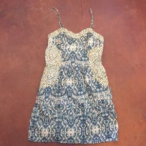 Spaghetti strap dress with pockets! Blue pattern
